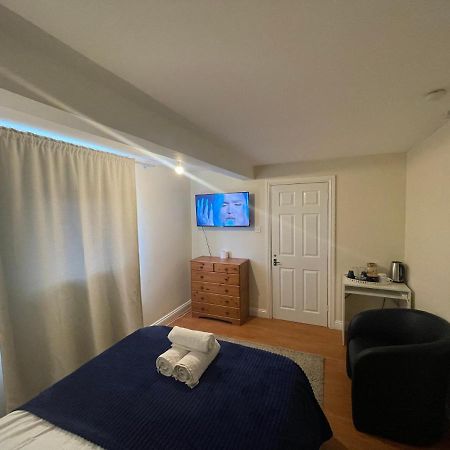 Shared House In Chakeshill Drive Hotel บริสตอล ภายนอก รูปภาพ