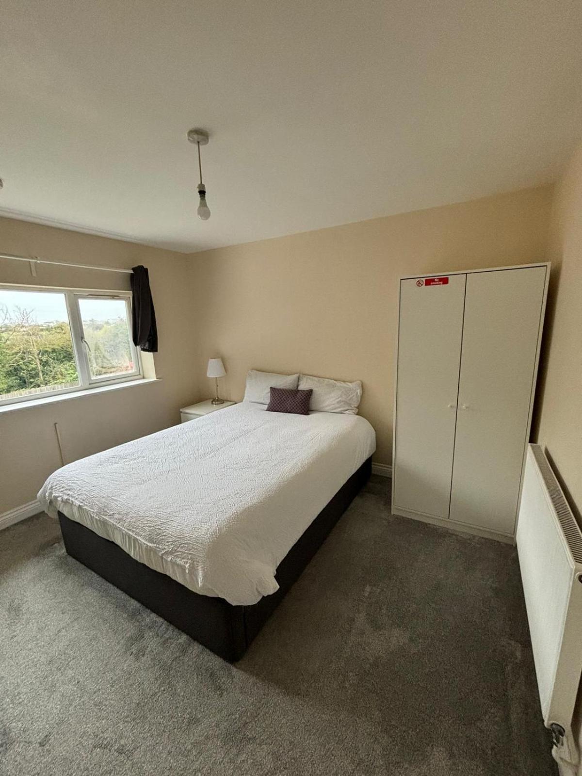 Shared House In Chakeshill Drive Hotel บริสตอล ภายนอก รูปภาพ